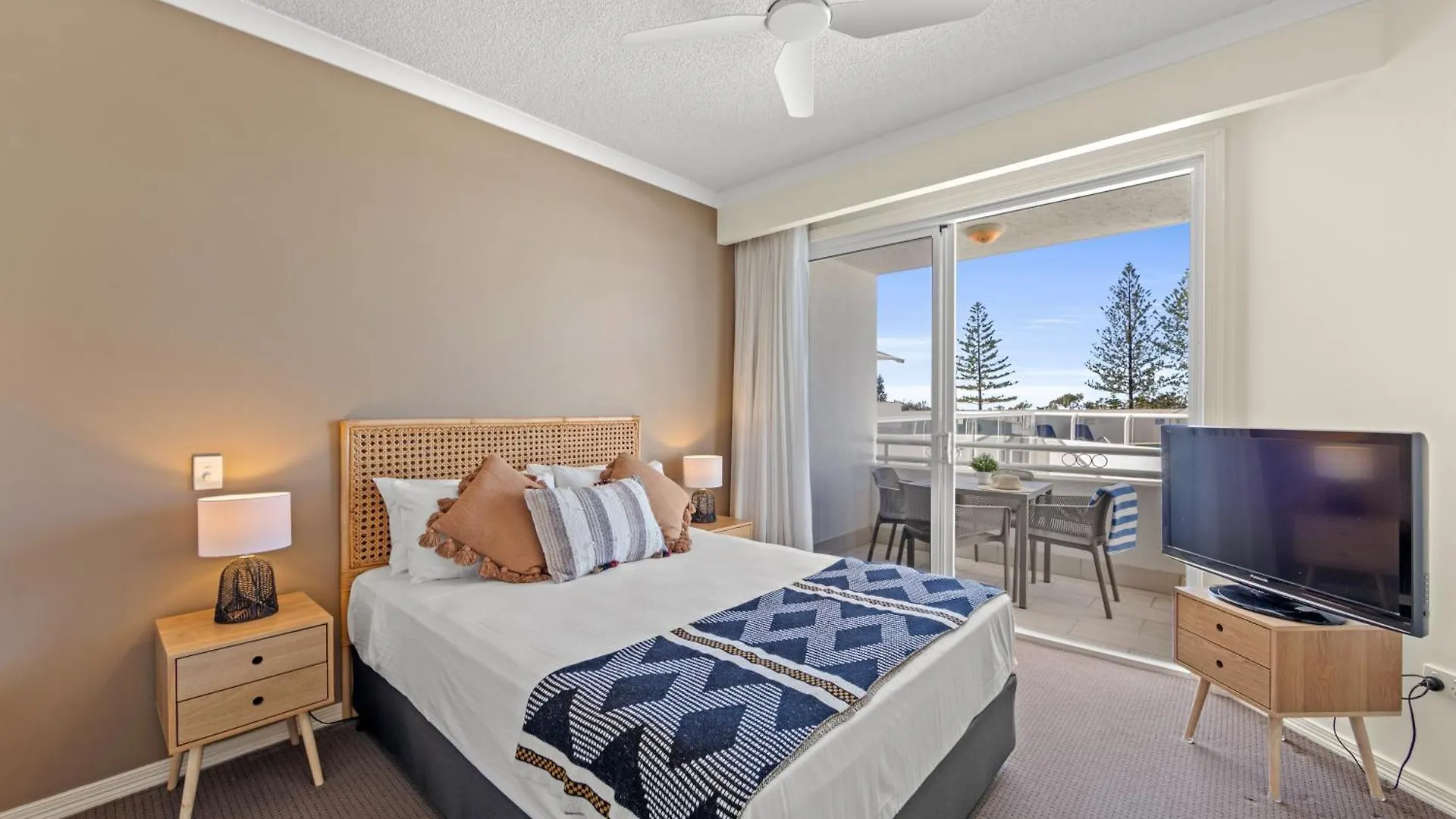 Aquarius Resort Alexandra Headland 4*,  Australia