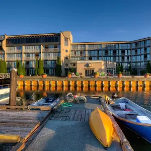 Oceanfront At 3* Cowichan Bay